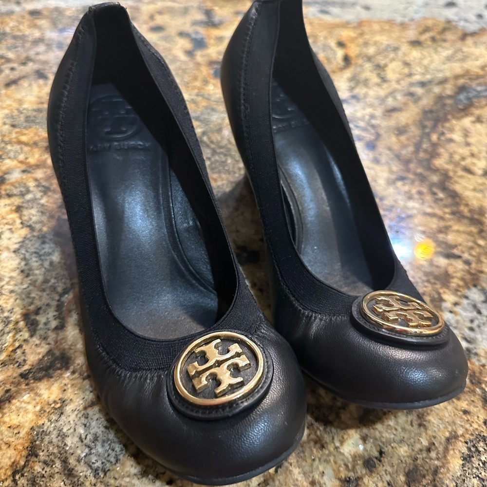 Women’s Tory Burch black leather wedge heels size 7
